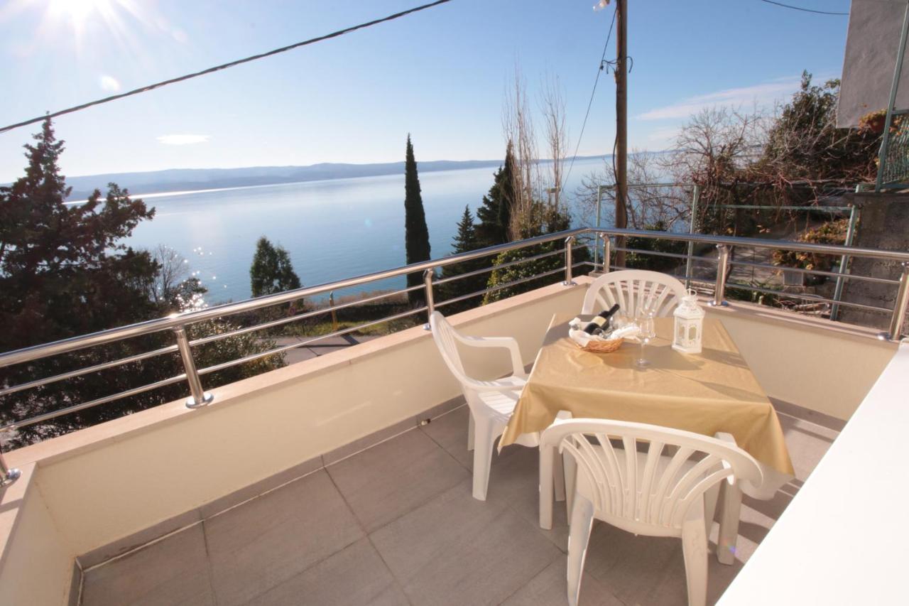 Apartmani Damir Livajic 오미스 외부 사진